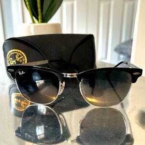 Rayban Clubmaster (black w/ chrome) with black leather case